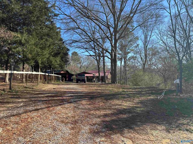 24 Laser Drive, Boaz, AL 35957