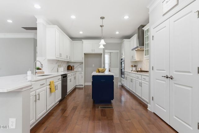 5016 Trembath Lane, Cary, NC 27519