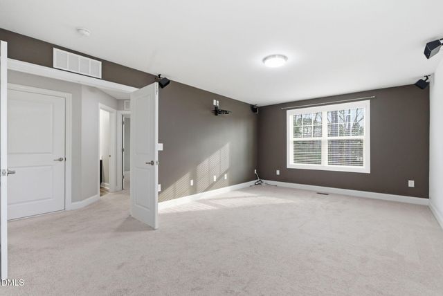 5016 Trembath Lane, Cary, NC 27519