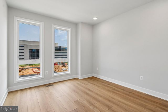6326 CETUS LN, North Bethesda, MD 20852