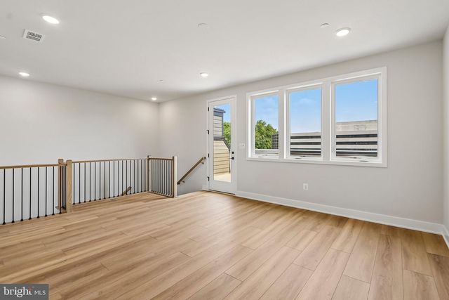 6326 CETUS LN, North Bethesda, MD 20852
