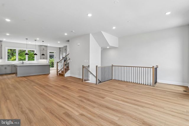 6326 CETUS LN, North Bethesda, MD 20852