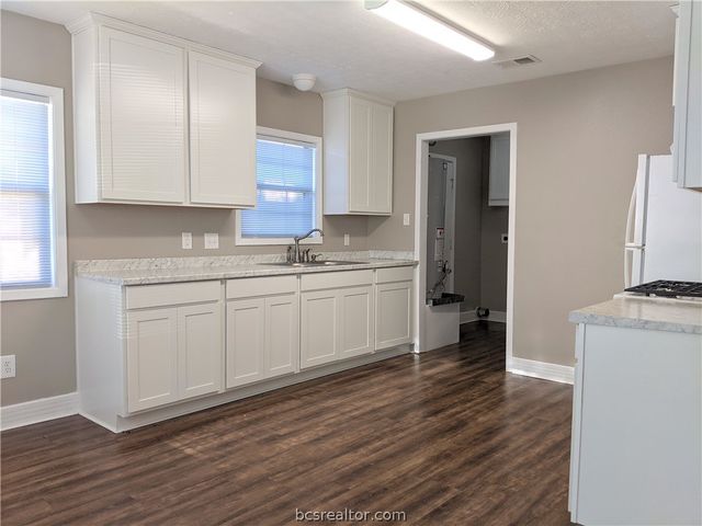 1109 Phoenix Street, College Station, TX 77840