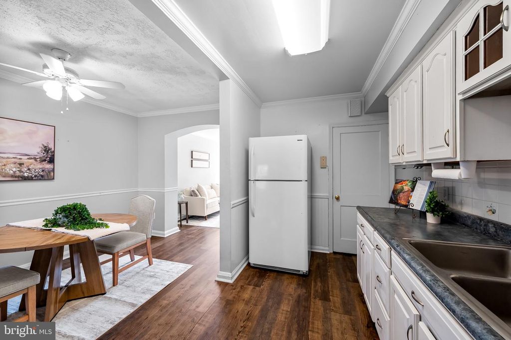 Image 14 of property listing at 7258 BRIDGEWOOD DR, Baltimore, MD 21224