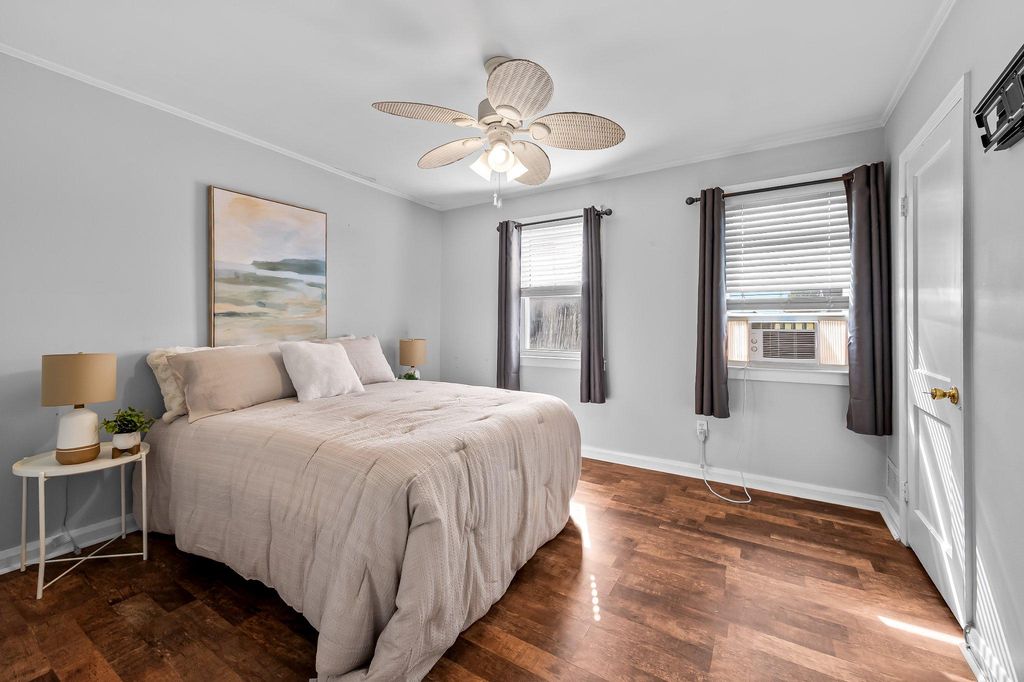 Image 16 of property listing at 7258 BRIDGEWOOD DR, Baltimore, MD 21224