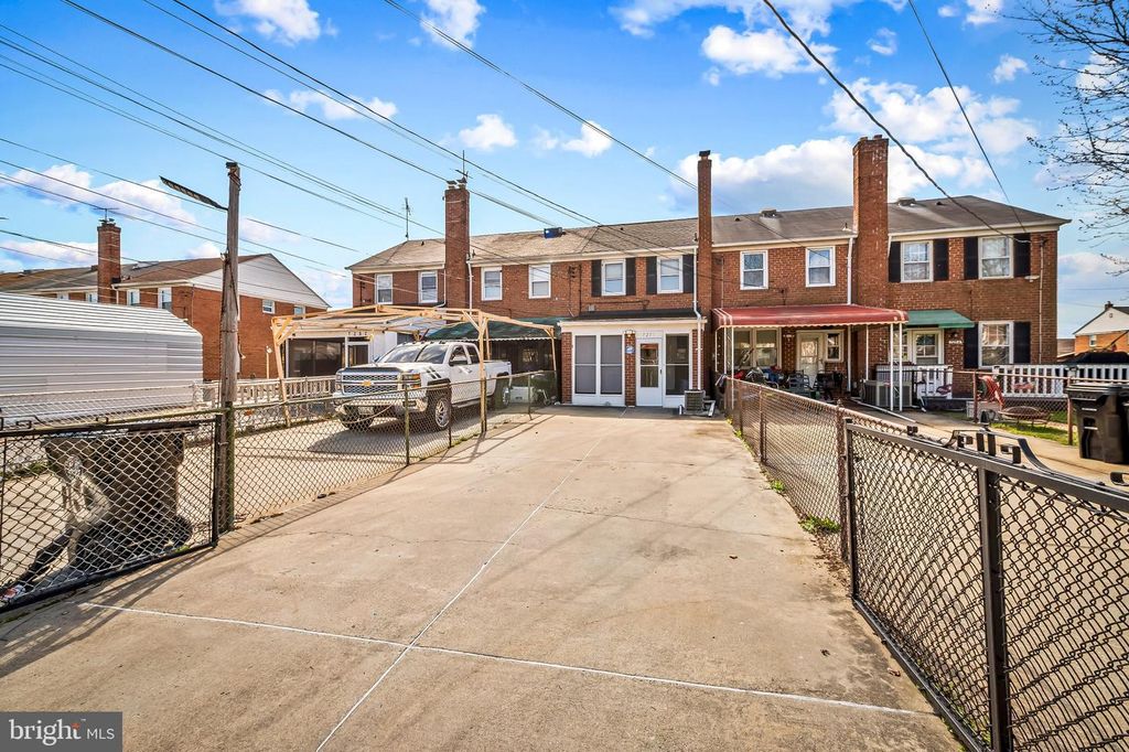 Image 30 of property listing at 7258 BRIDGEWOOD DR, Baltimore, MD 21224