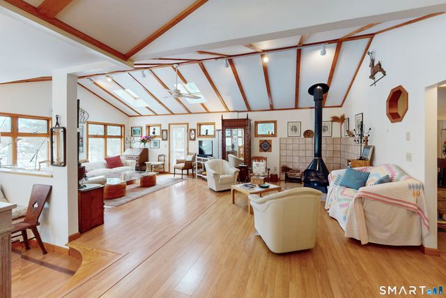 29 Carol Street, Danbury, CT 06810