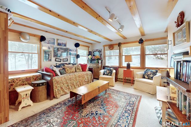 29 Carol Street, Danbury, CT 06810