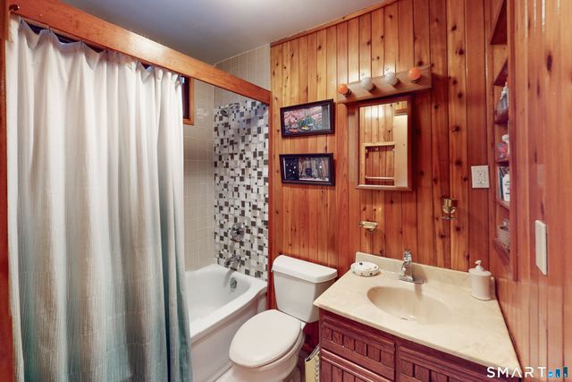 29 Carol Street, Danbury, CT 06810