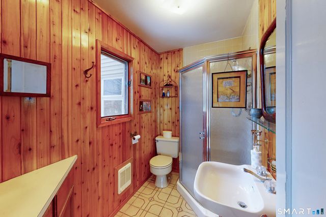 29 Carol Street, Danbury, CT 06810