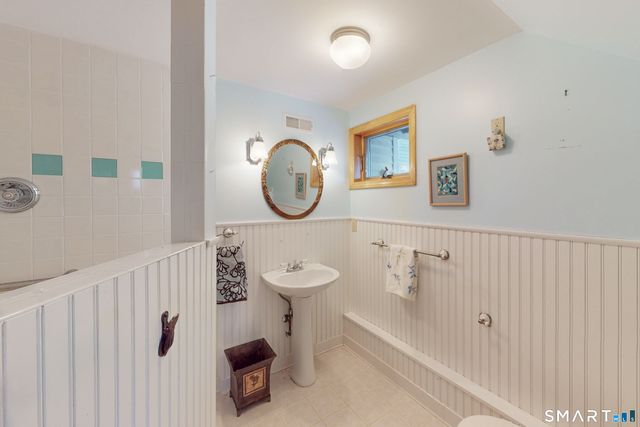 29 Carol Street, Danbury, CT 06810