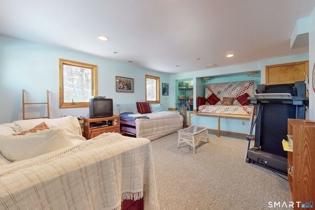 29 Carol Street, Danbury, CT 06810