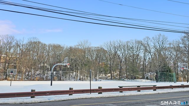 29 Carol Street, Danbury, CT 06810