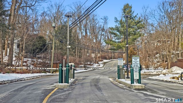 29 Carol Street, Danbury, CT 06810