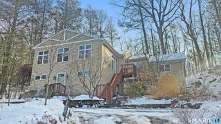 29 Carol Street, Danbury, CT 06810