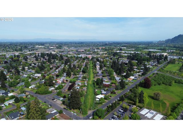 Game Farm, Springfield, OR 97477