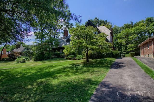 3833 Eileen Drive, Cincinnati, OH 45209
