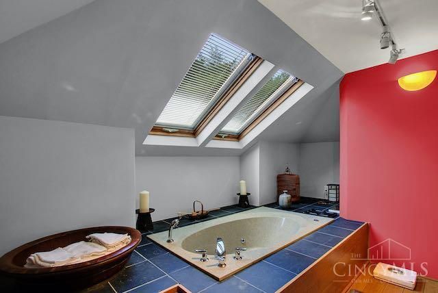 3833 Eileen Drive, Cincinnati, OH 45209