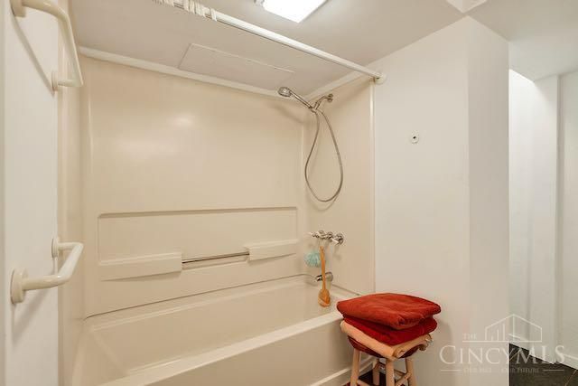 3833 Eileen Drive, Cincinnati, OH 45209