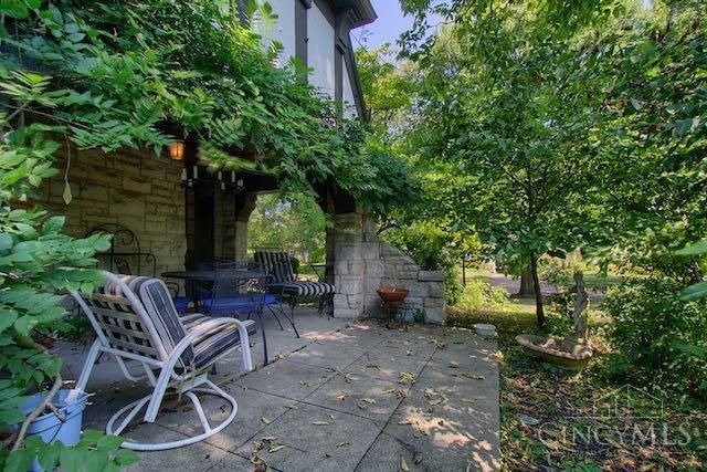 3833 Eileen Drive, Cincinnati, OH 45209