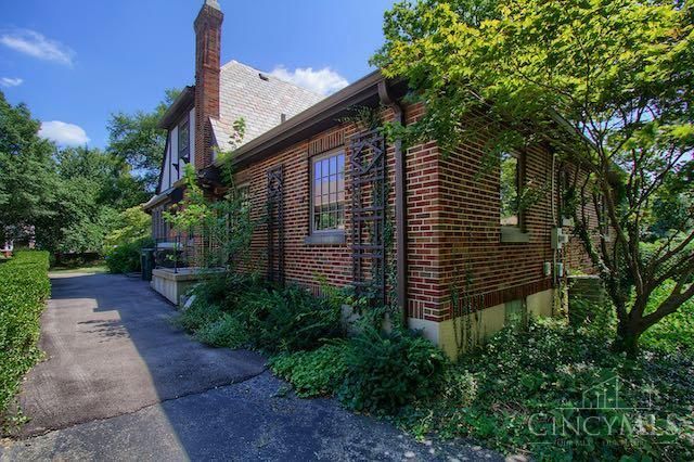 3833 Eileen Drive, Cincinnati, OH 45209