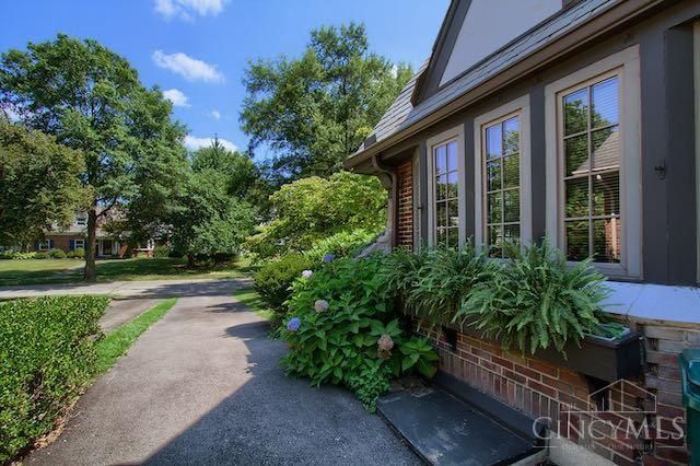 3833 Eileen Drive, Cincinnati, OH 45209