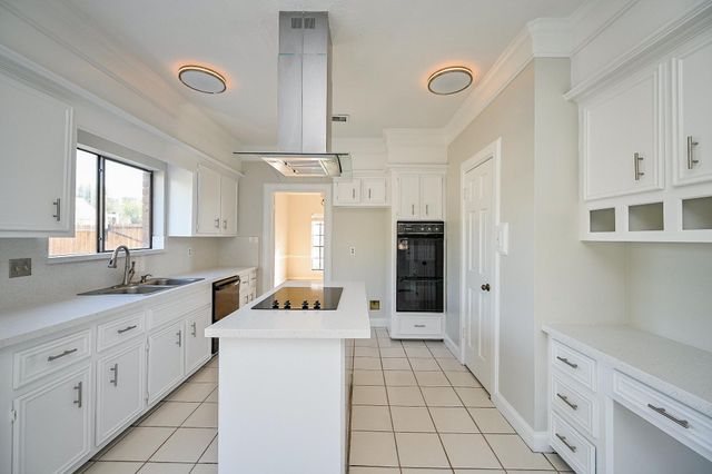 12011 Autumn Creek Drive, Houston, TX 77070