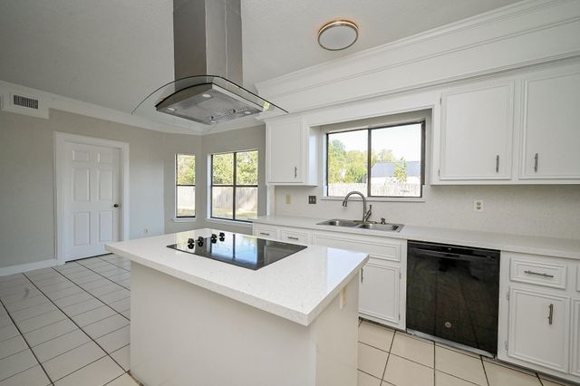 12011 Autumn Creek Drive, Houston, TX 77070