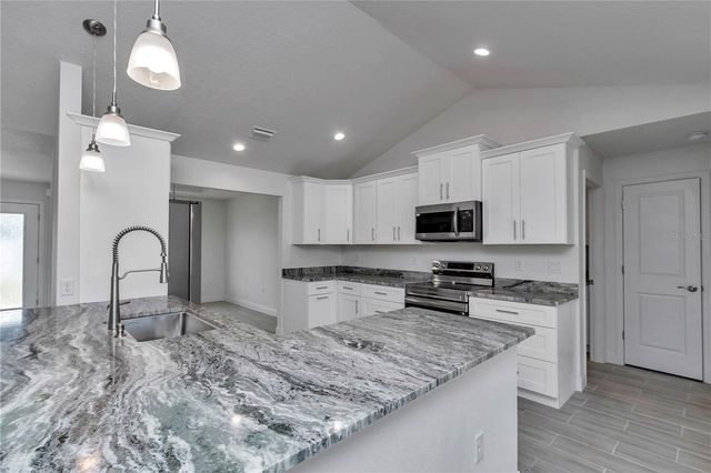 2225 SW 176TH LANE ROAD, Ocala, FL 34473