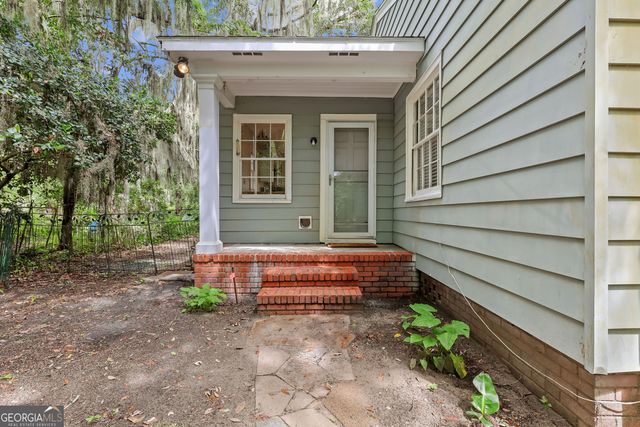 2016 Ash Avenue, Brunswick, GA 31520
