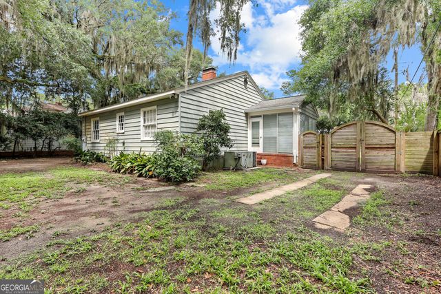2016 Ash Avenue, Brunswick, GA 31520