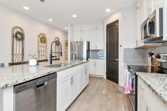 169 SUMMERSHORE DRIVE, Auburndale, FL 33823