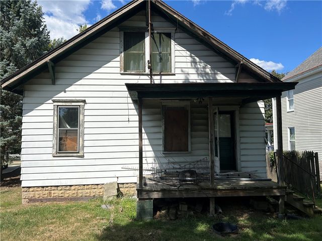 24 Herman St, Uniontown, PA 15401