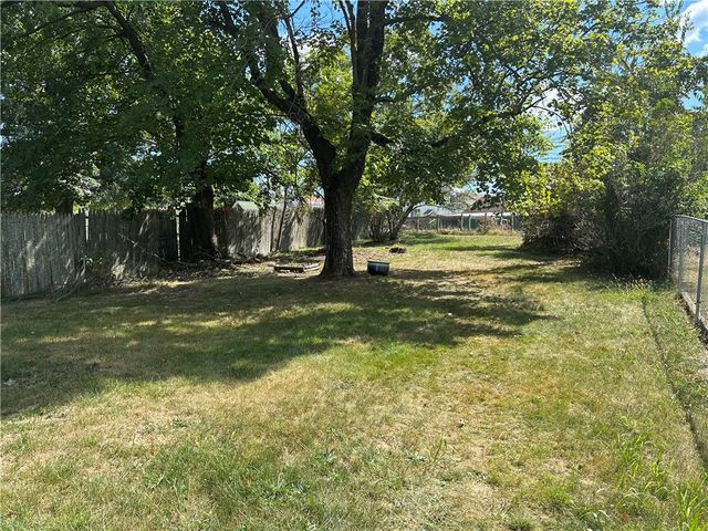 24 Herman St, Uniontown, PA 15401