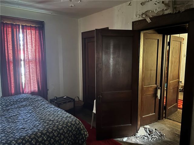 24 Herman St, Uniontown, PA 15401