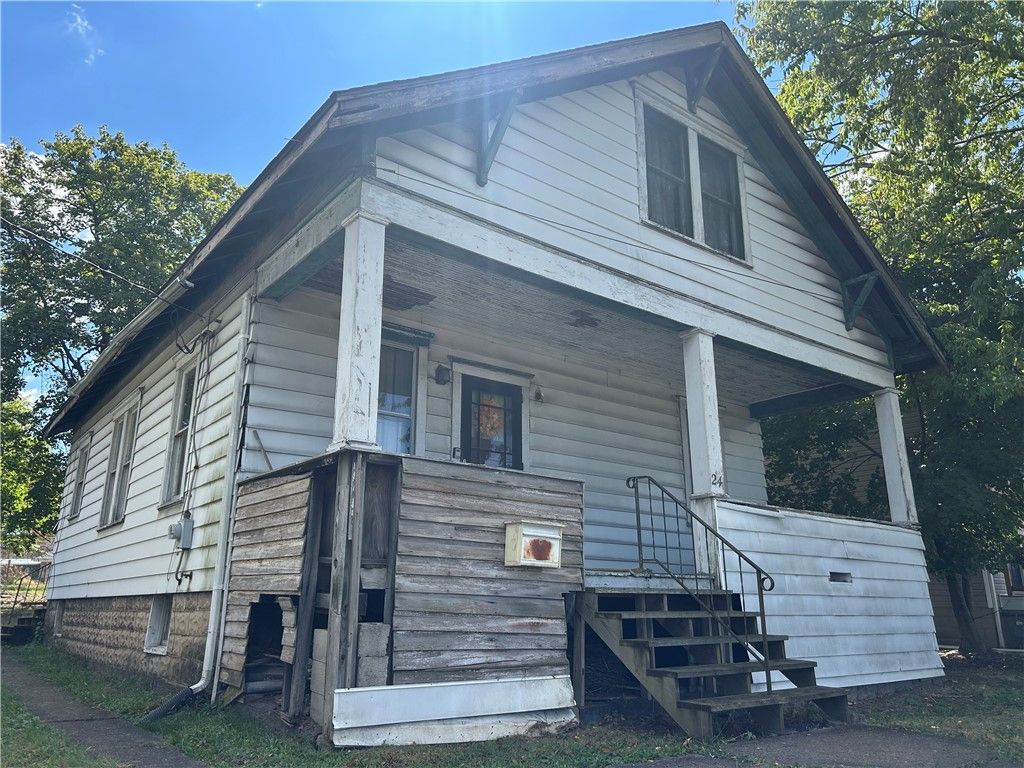 24 Herman St, Uniontown, PA 15401