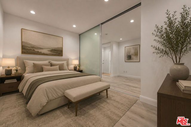 960 Larrabee Street 328, West Hollywood, CA 90069