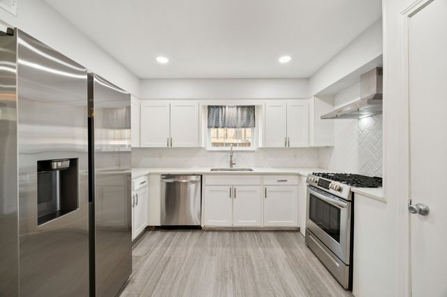 9670 Lynbrook Drive, Dallas, TX 75238