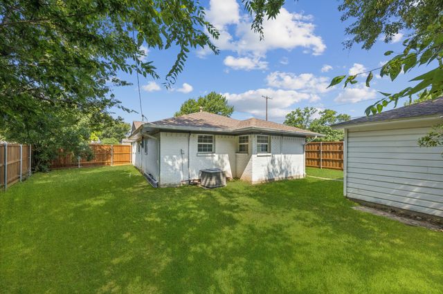 9670 Lynbrook Drive, Dallas, TX 75238