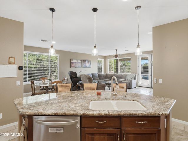 14469 W EDGEMONT Avenue, Goodyear, AZ 85395