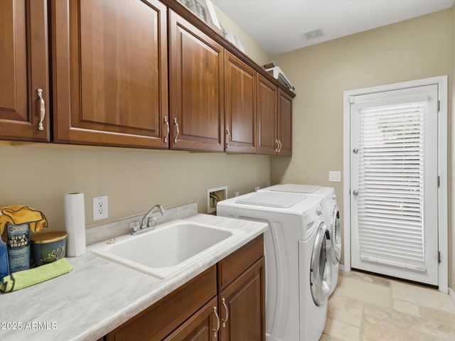 14469 W EDGEMONT Avenue, Goodyear, AZ 85395