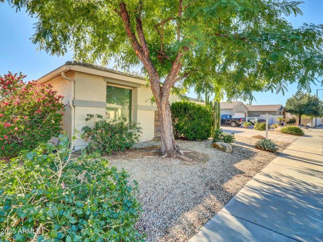 14469 W EDGEMONT Avenue, Goodyear, AZ 85395