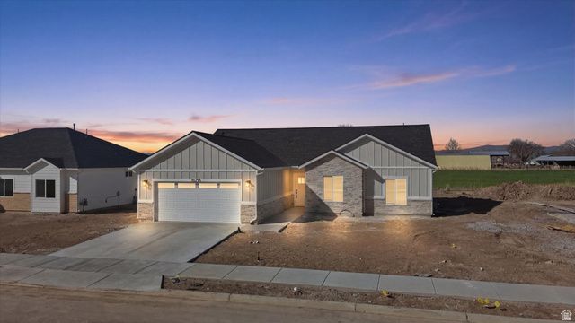10295 N VISTA LN, Elwood, UT 84337
