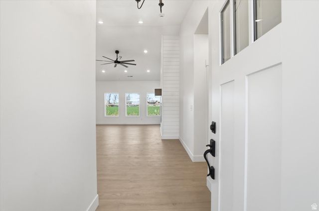 10295 N VISTA LN, Elwood, UT 84337