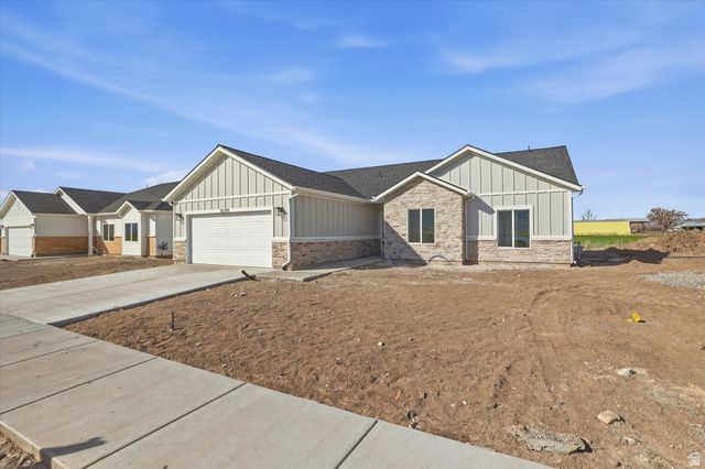 10295 N VISTA LN, Elwood, UT 84337