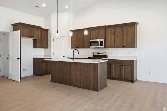 10295 N VISTA LN, Elwood, UT 84337