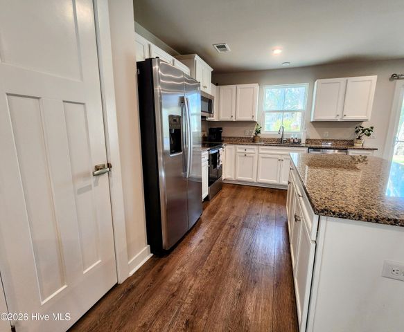 1240 Hickmans Branch Drive NW, Carolina Shores, NC 28467