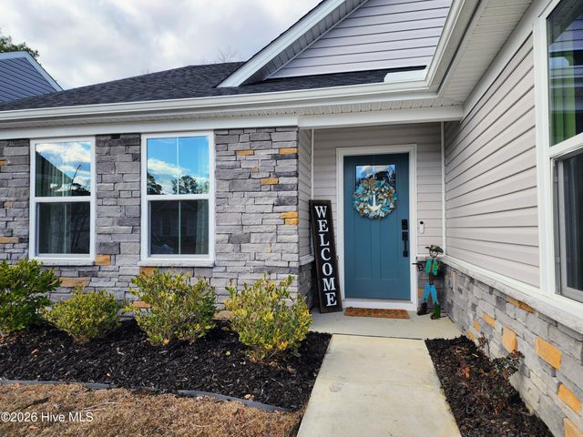 1240 Hickmans Branch Drive NW, Carolina Shores, NC 28467