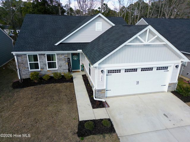 1240 Hickmans Branch Drive NW, Carolina Shores, NC 28467