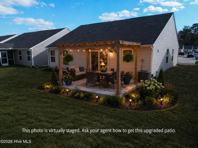 1240 Hickmans Branch Drive NW, Carolina Shores, NC 28467